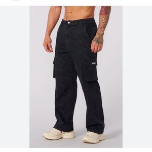 NEW with tags: Men’s Youngla 6028 - Streetwear Baggy Jean Color Black